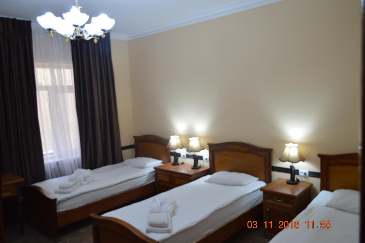 Crown Hotel Tashkent Exterior photo